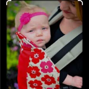 Kinderpack NWT standard size with plus size straps Red poppies with koolnit